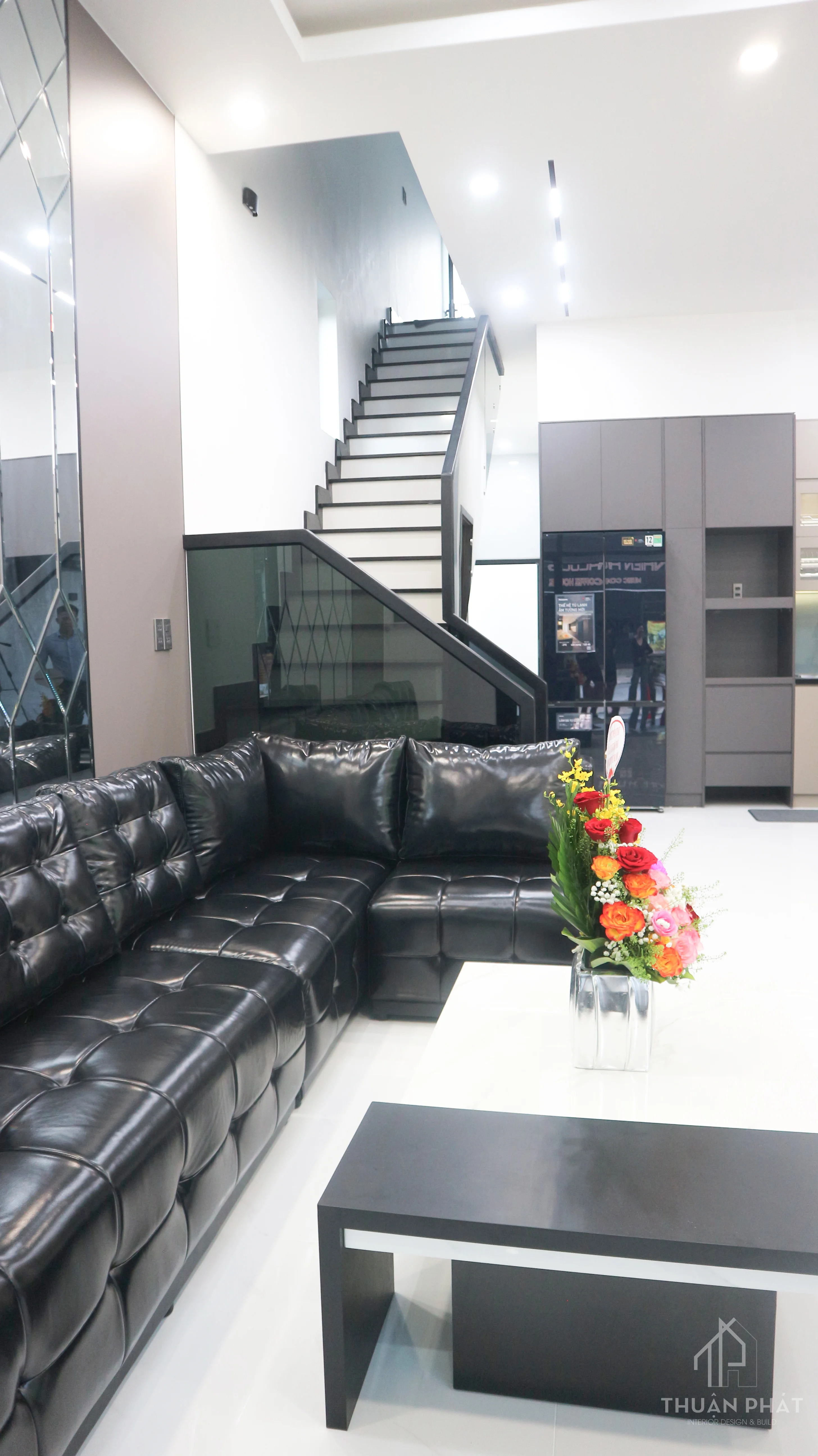 Thi Công Nội Thất Nhà Phố Bình Dương 220m² Trọn Gói 300 Triệu - Hình ảnh 9
