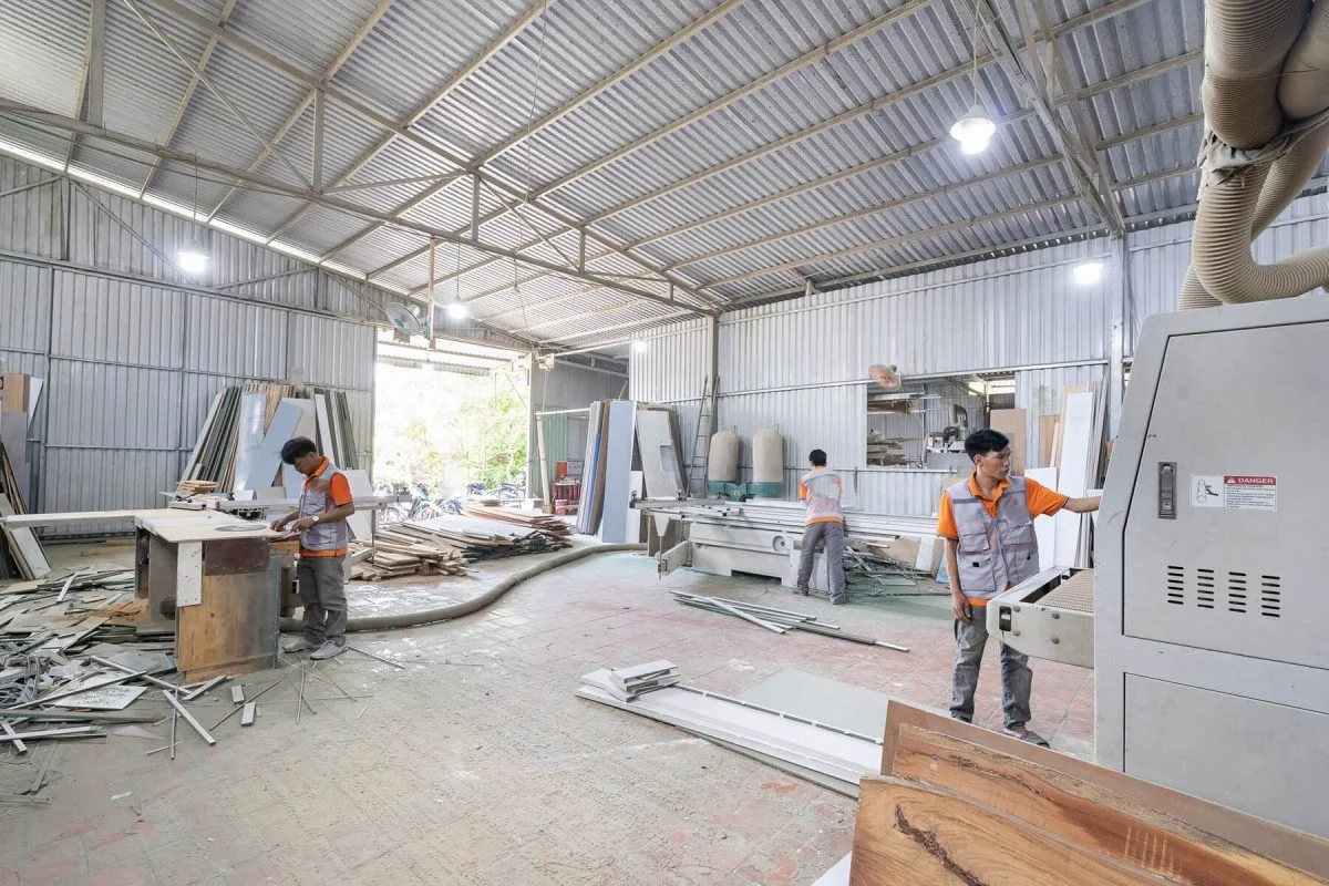 Máy móc hiện đại tại nhà máy Thuận Phát