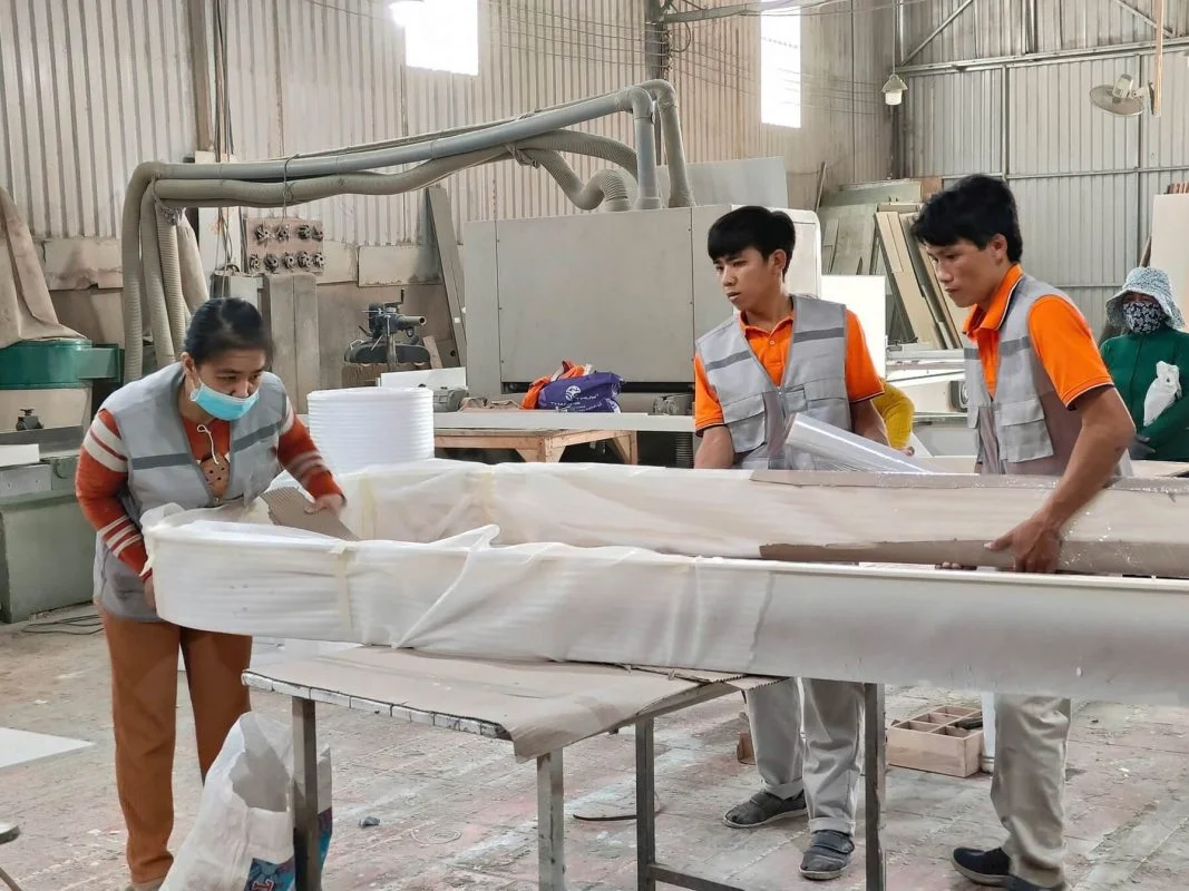 Máy móc hiện đại tại nhà máy Thuận Phát